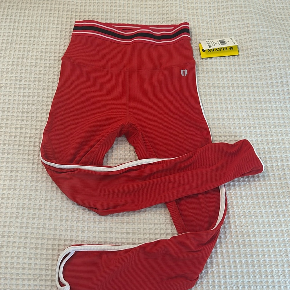 NWT leggings by venus Williams